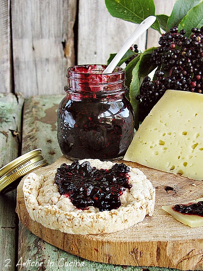 🍇 Confettura di Sambuco Artigianale Biologica: il Tesoro Selvatico delle Marche
